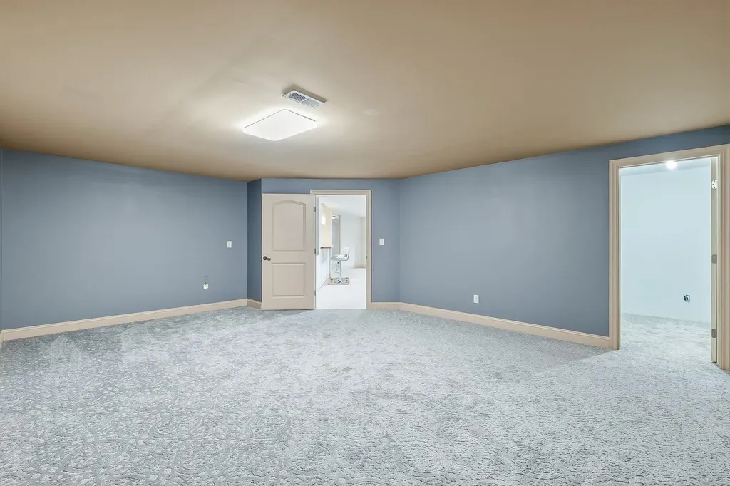 2224 N Rough Creek Road Derby KS 67037
