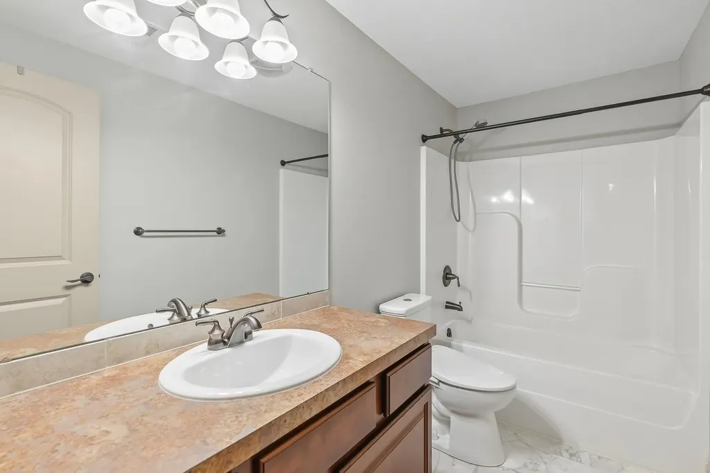 2224 N Rough Creek Road Derby KS 67037