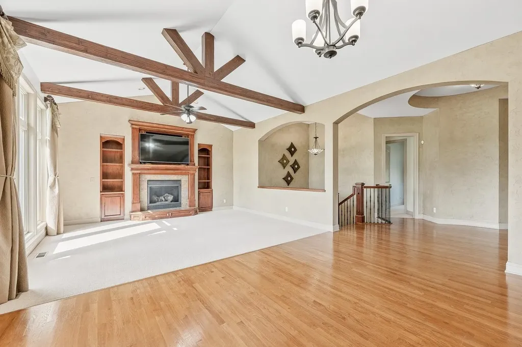 2224 N Rough Creek Road Derby KS 67037