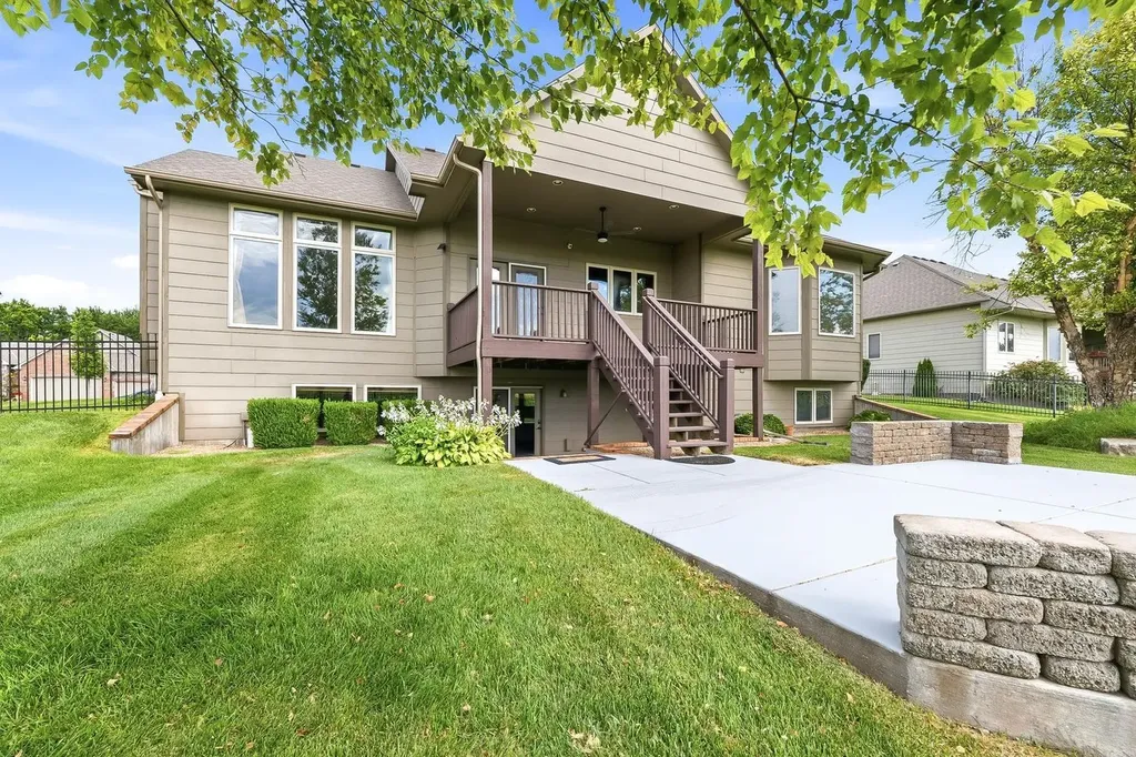 2224 N Rough Creek Road Derby KS 67037