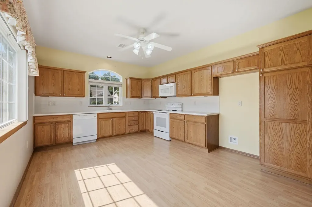 8222 W Nantucket Wichita KS 67212-6250