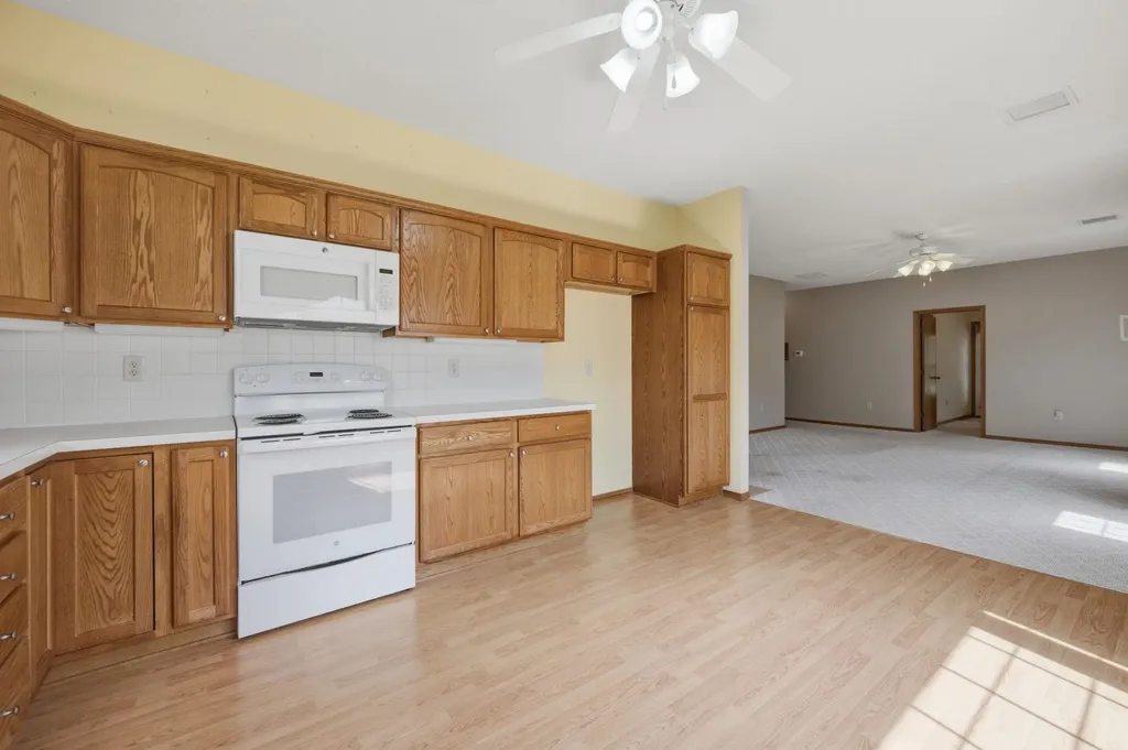 8222 W Nantucket Wichita KS 67212-6250