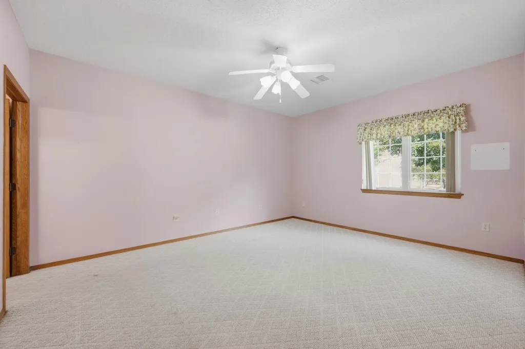 8222 W Nantucket Wichita KS 67212-6250