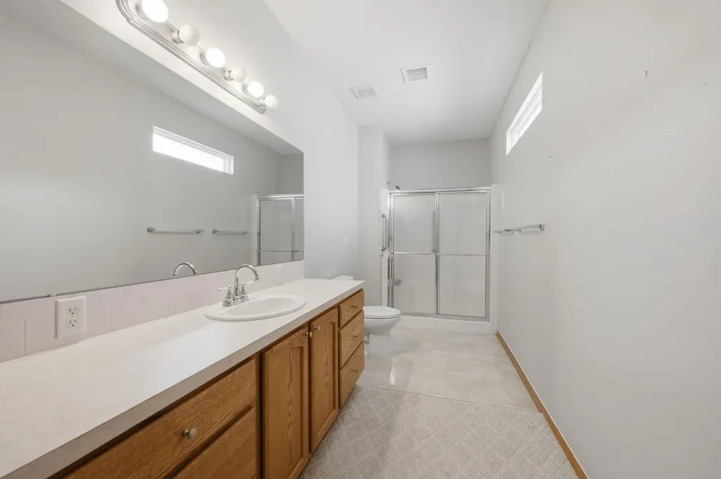8222 W Nantucket Wichita KS 67212-6250