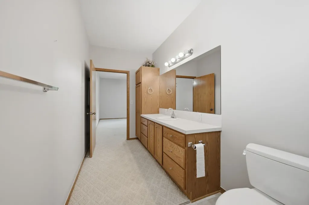 8222 W Nantucket Wichita KS 67212-6250