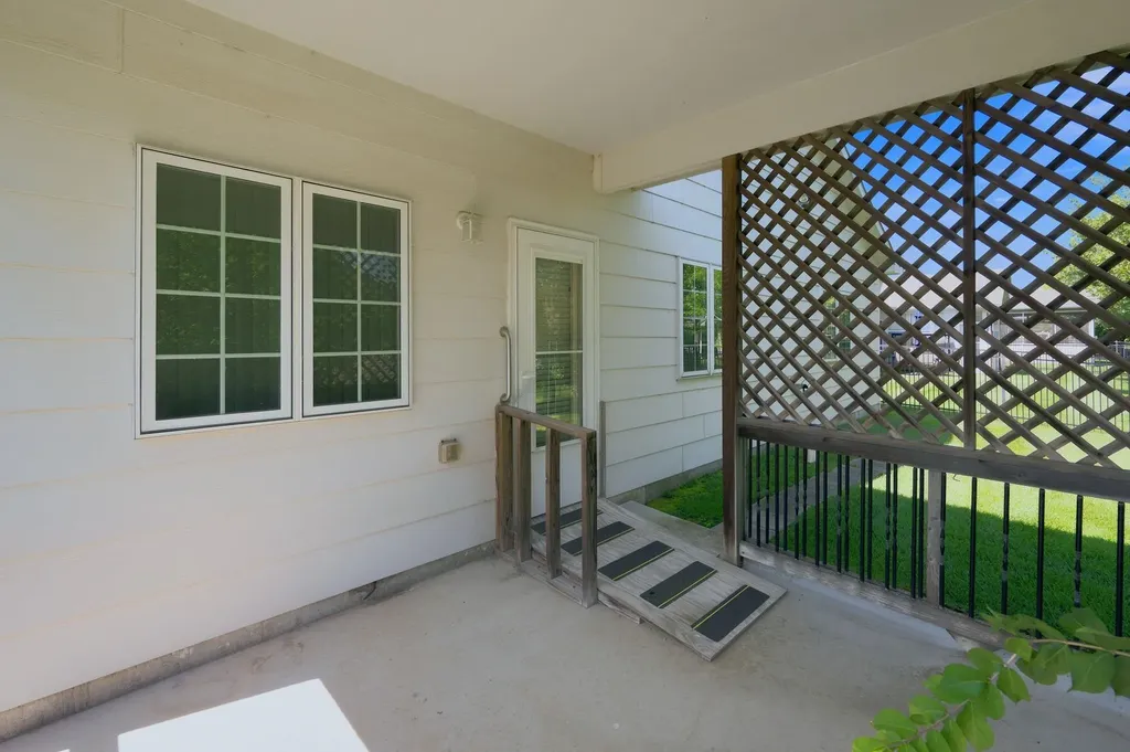 8222 W Nantucket Wichita KS 67212-6250