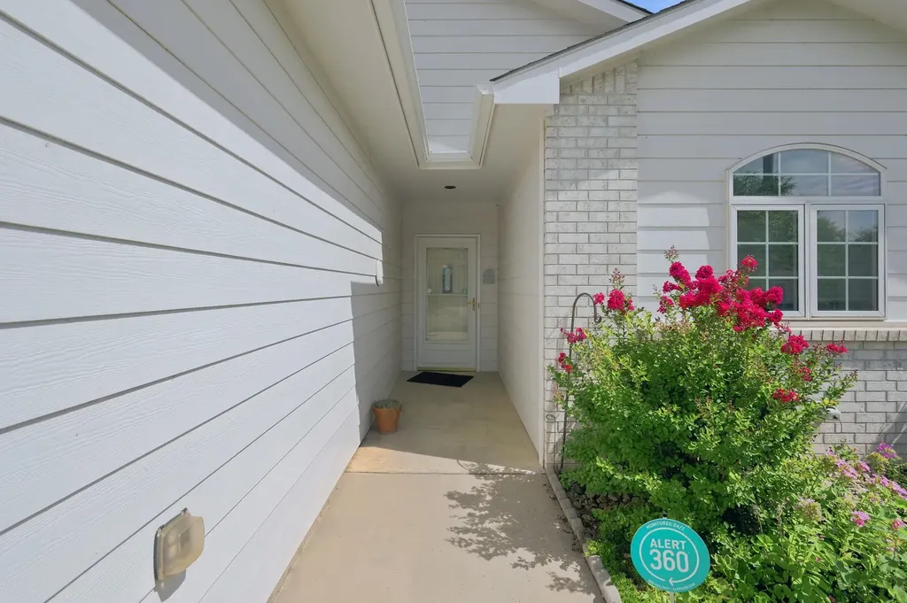 8222 W Nantucket Wichita KS 67212-6250