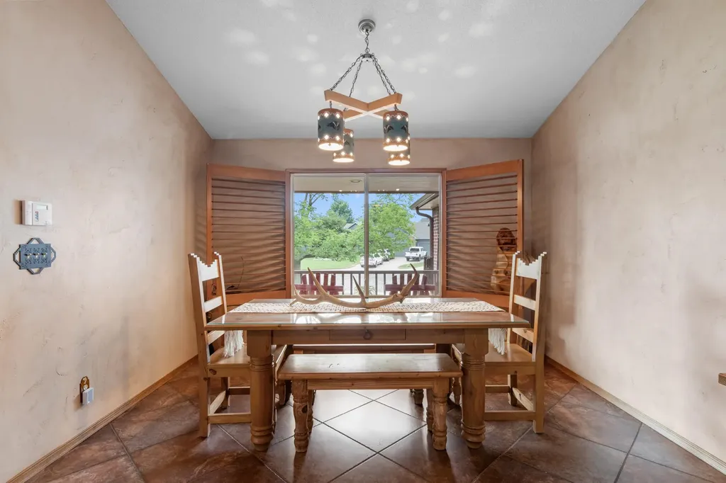 331 S Limuel Court Wichita KS 67235
