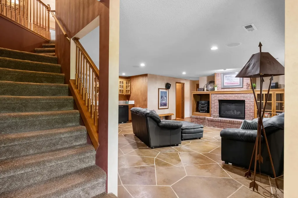 331 S Limuel Court Wichita KS 67235