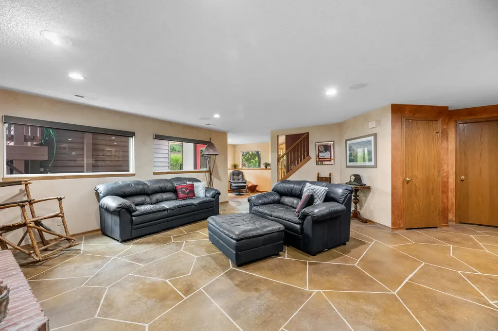 331 S Limuel Court Wichita KS 67235