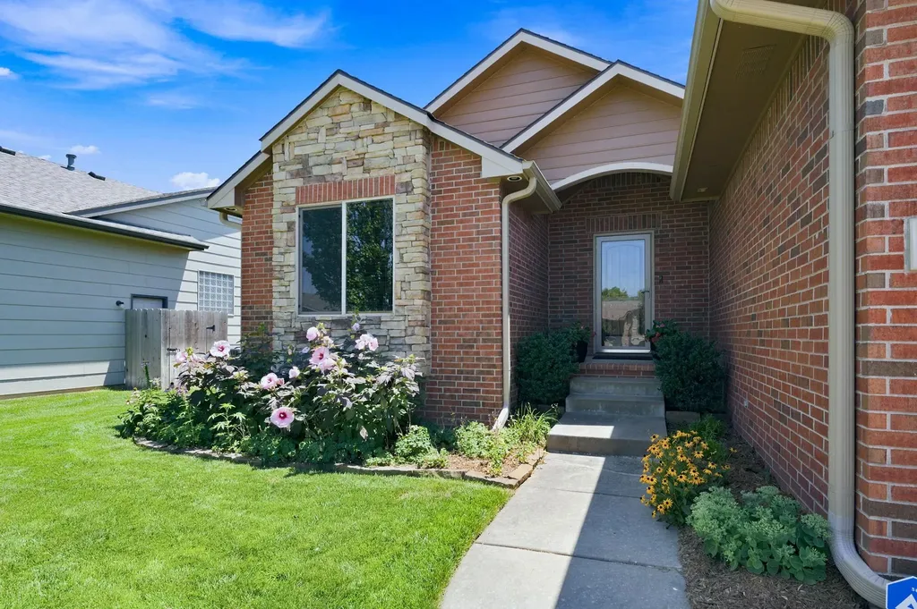 8741 W Conrey Wichita KS 67205