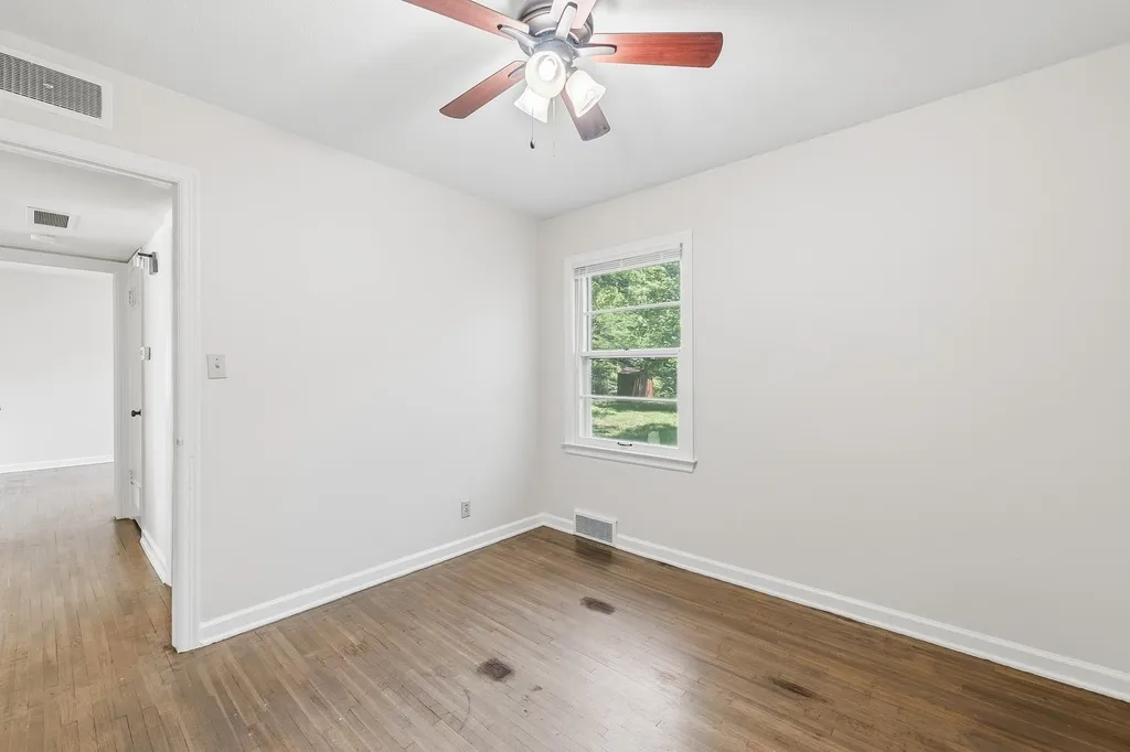 1720 S Roanoke Drive Wichita KS 67218