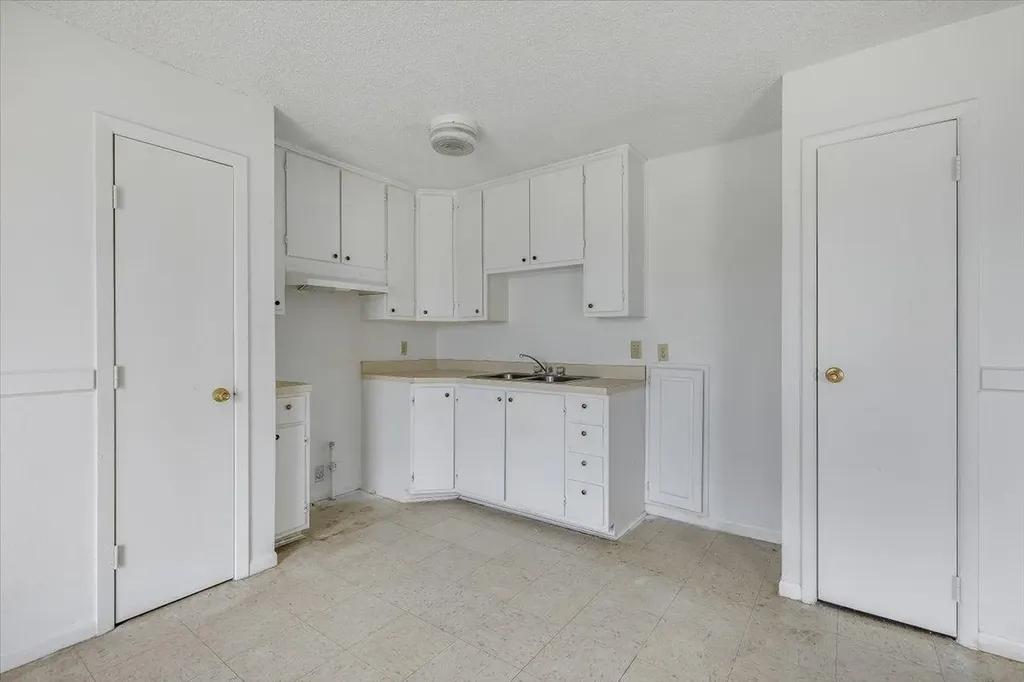 7037 W Frazier Wichita KS 67212