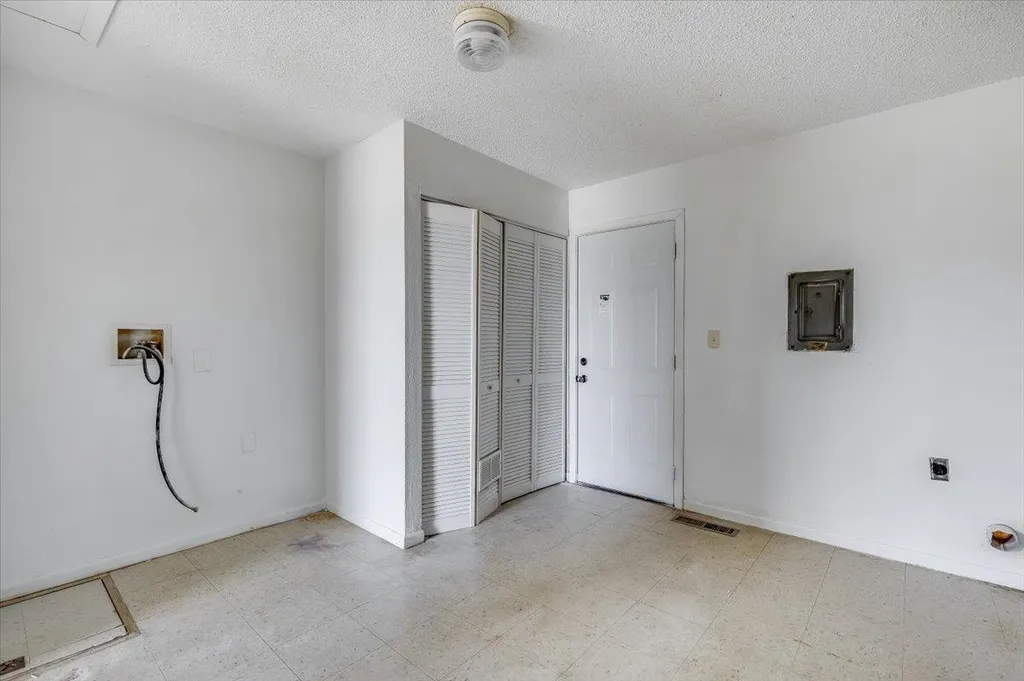 7037 W Frazier Wichita KS 67212