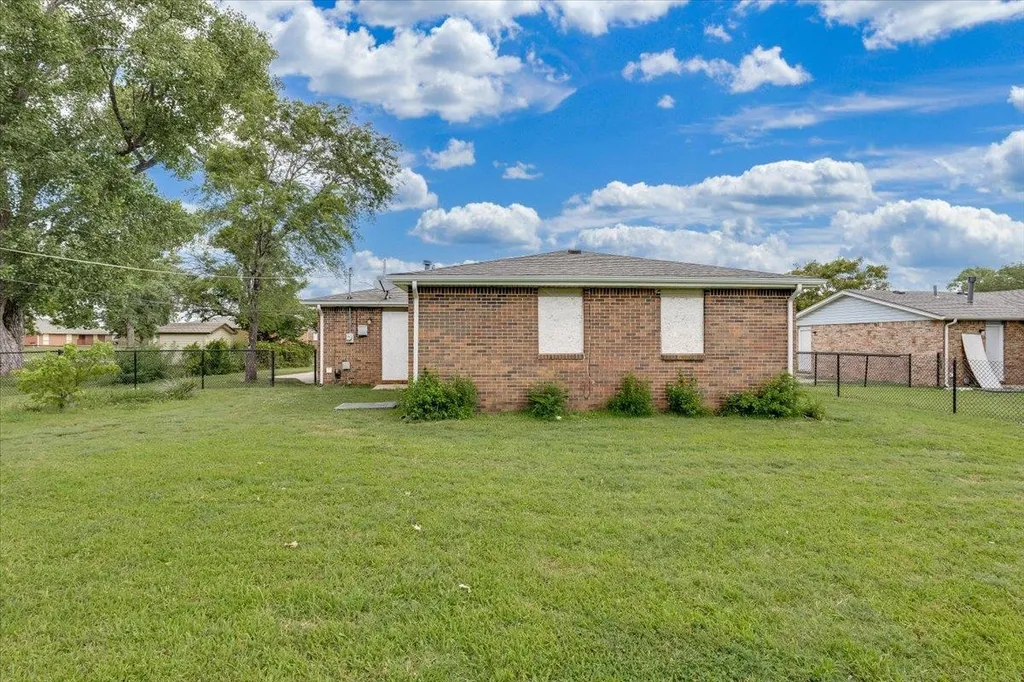7037 W Frazier Wichita KS 67212