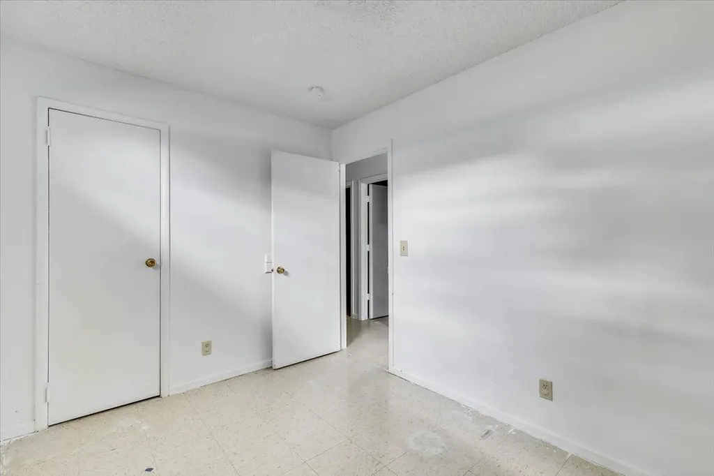 7037 W Frazier Wichita KS 67212