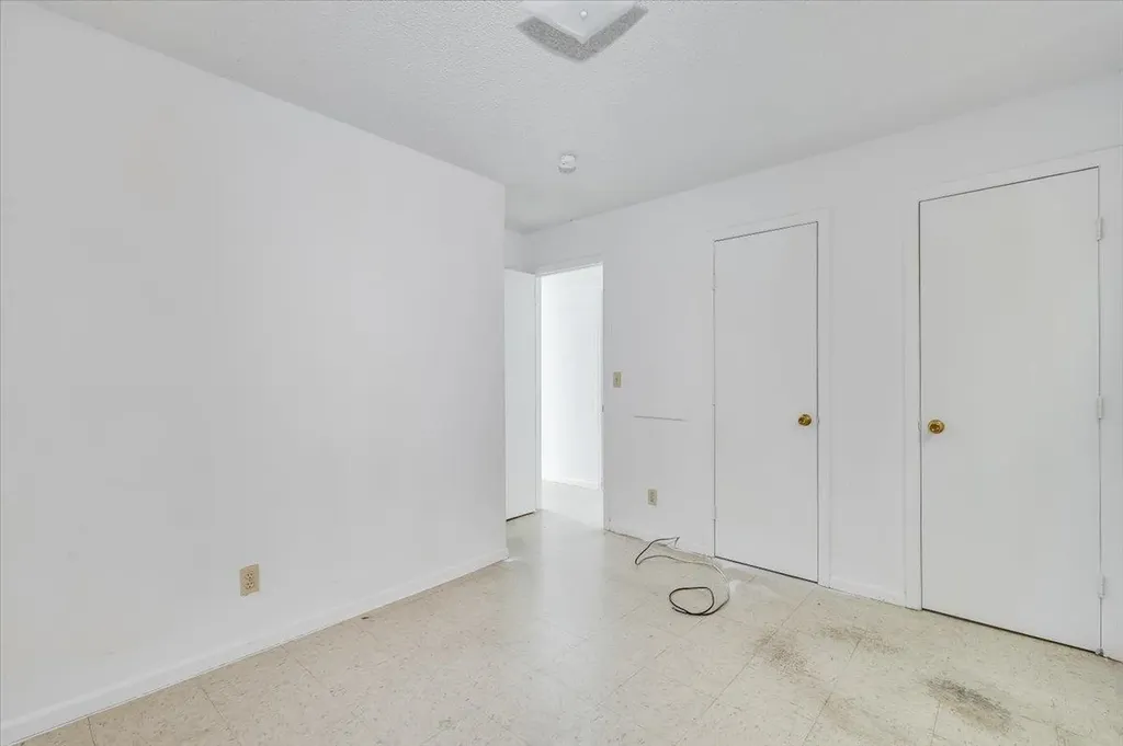 7037 W Frazier Wichita KS 67212