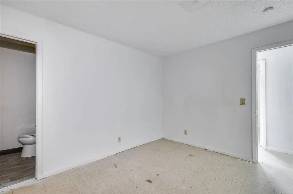 7037 W Frazier Wichita KS 67212