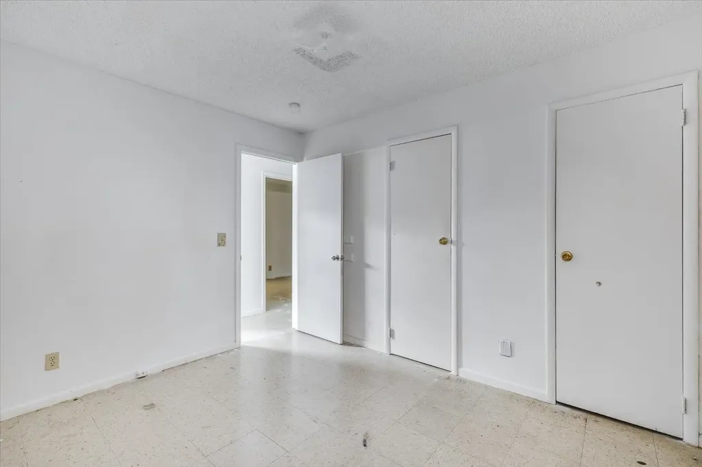 7037 W Frazier Wichita KS 67212