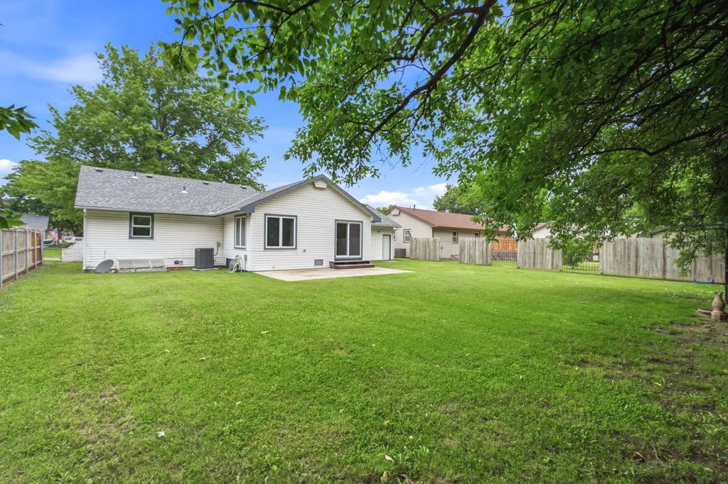 406 N Shefford Wichita KS 67212