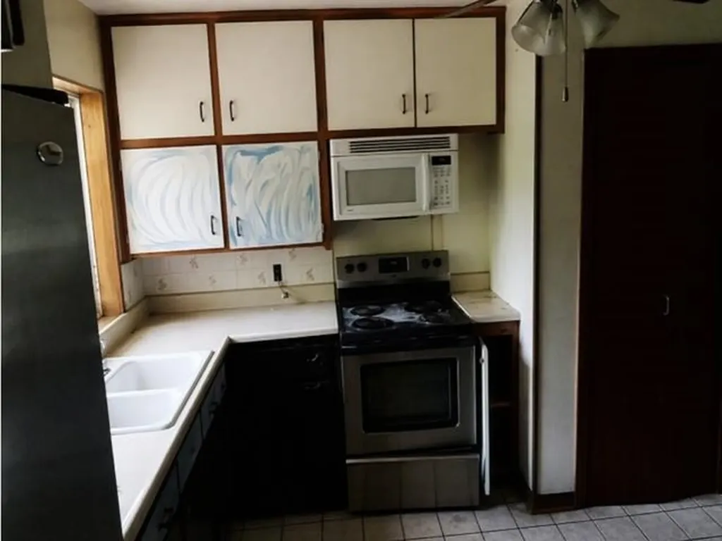 1108 E Tulsa Street Wichita KS 67216