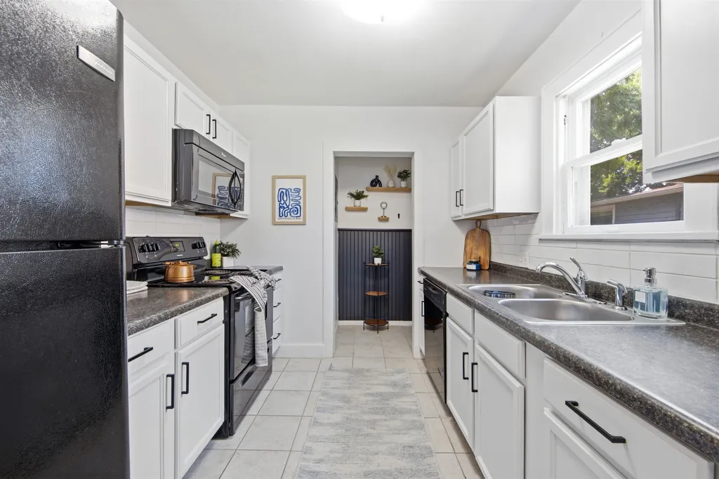 337 S Saint Paul Avenue Wichita KS 67213