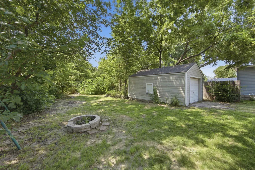 337 S Saint Paul Avenue Wichita KS 67213