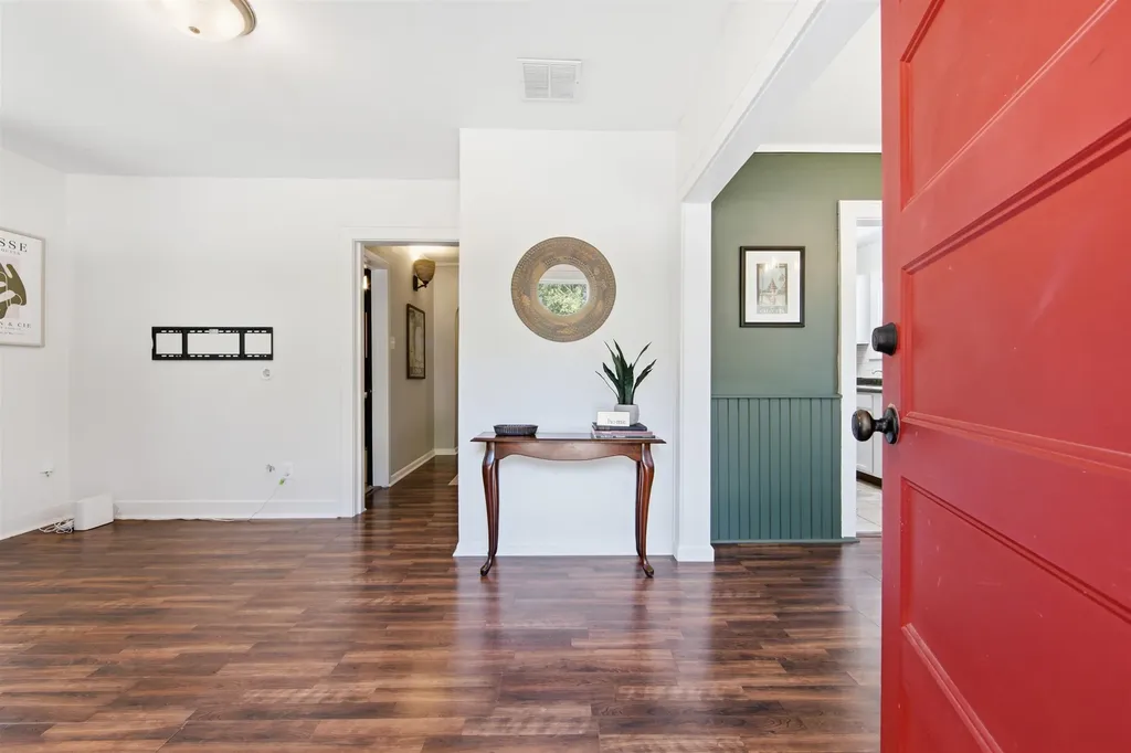 337 S Saint Paul Avenue Wichita KS 67213