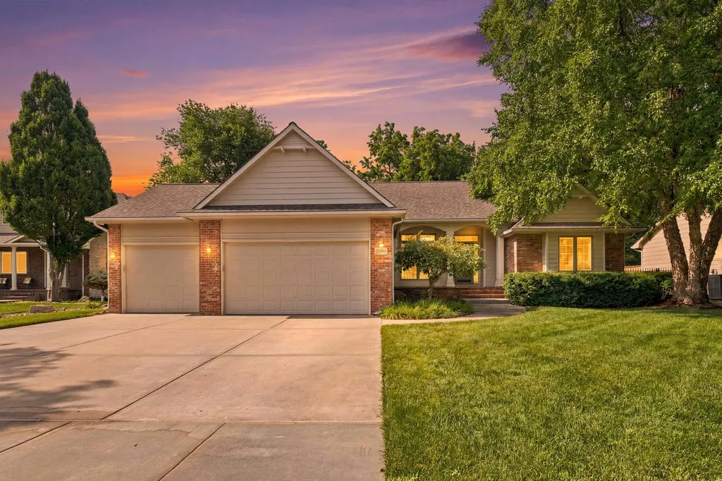 14137 W Bluegrass Court Wichita KS 67235