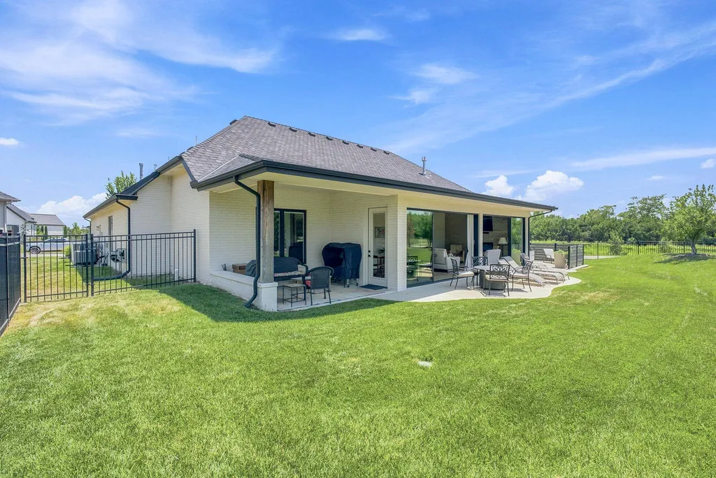 10904 E Steeplechase Court Wichita KS 67206