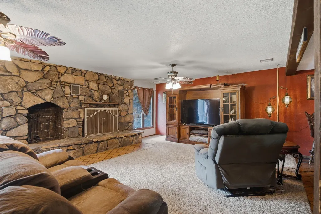 3 W Timothy Drive Goddard KS 67052