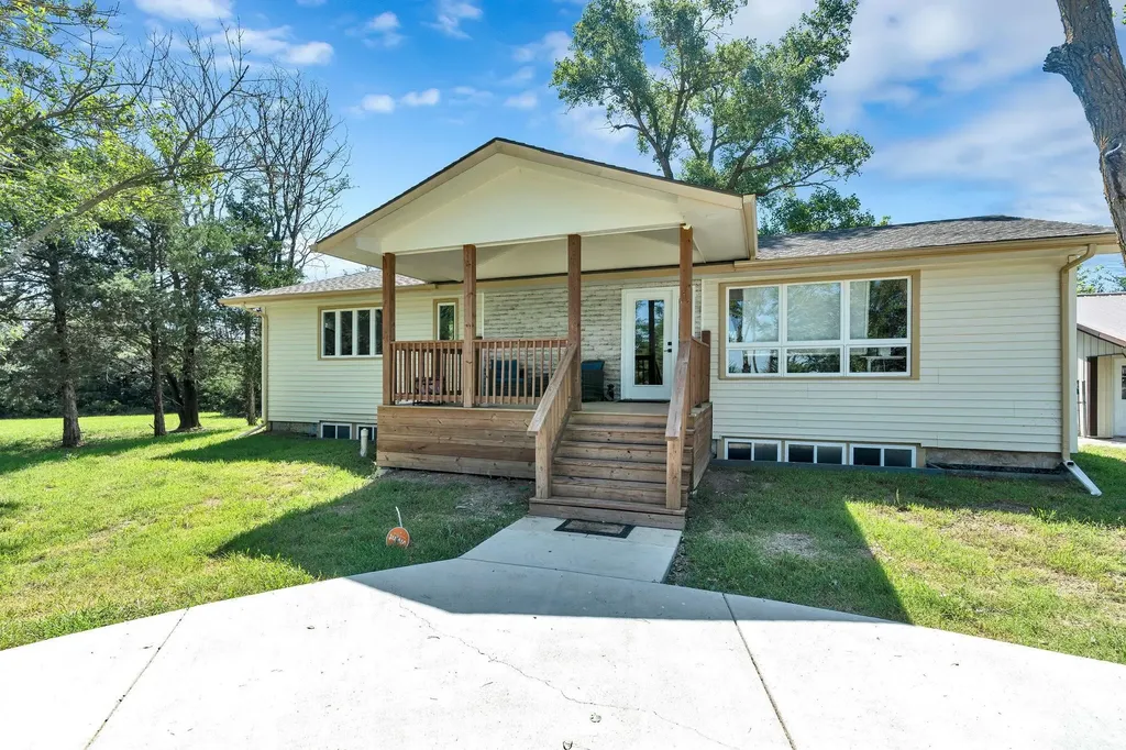 4936 NW County Line Road Benton KS 67017