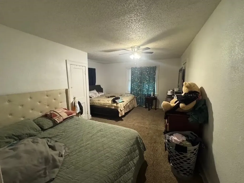 615 S Broadview Avenue Wichita KS 67218