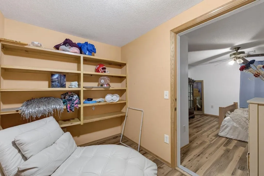 1802 S Hoyt Circle Wichita KS 67207