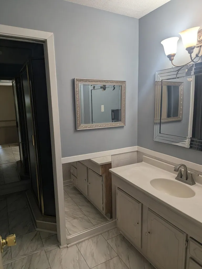 11600 E Wilshire Wichita KS 67207