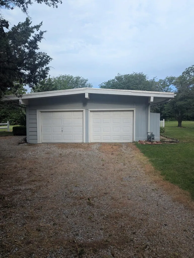 11600 E Wilshire Wichita KS 67207