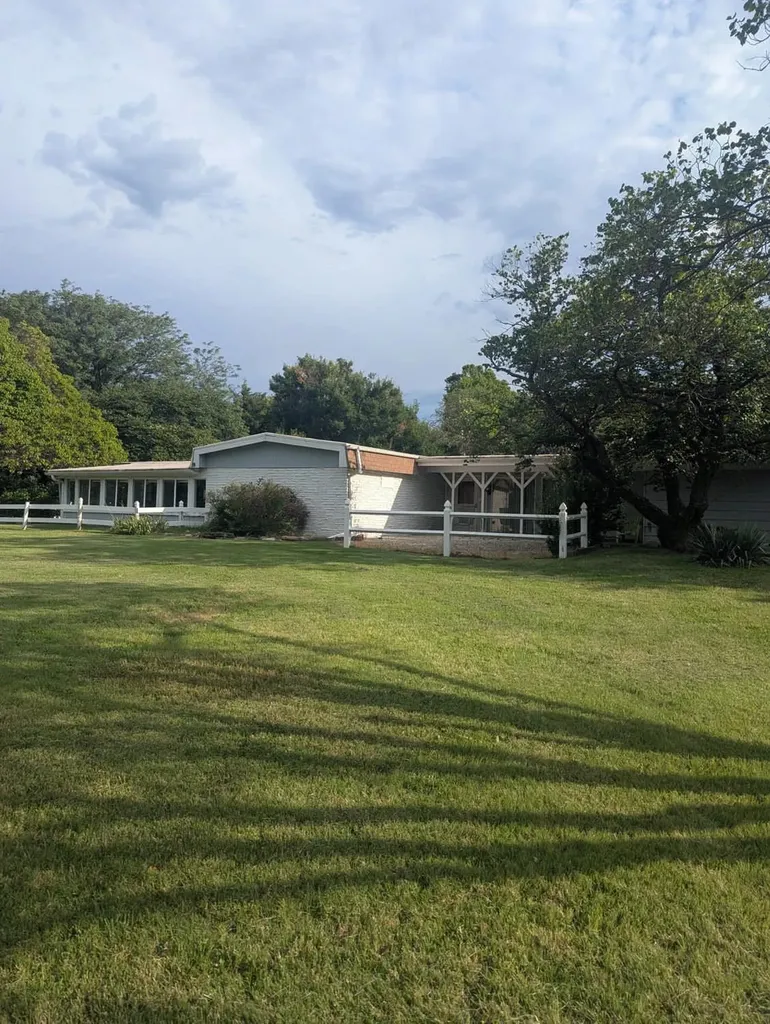 11600 E Wilshire Wichita KS 67207