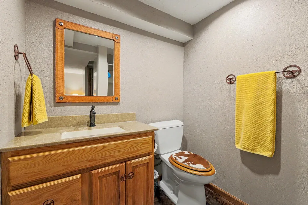 9809 S Laura Street Haysville KS 67060