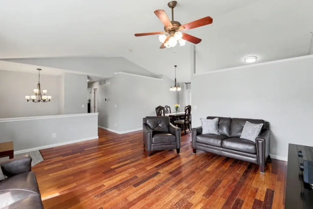 1913 S Honeytree Street Wichita KS 67207
