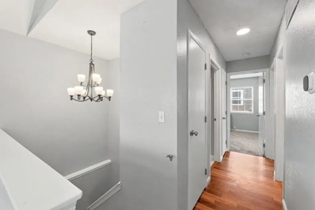 1913 S Honeytree Street Wichita KS 67207