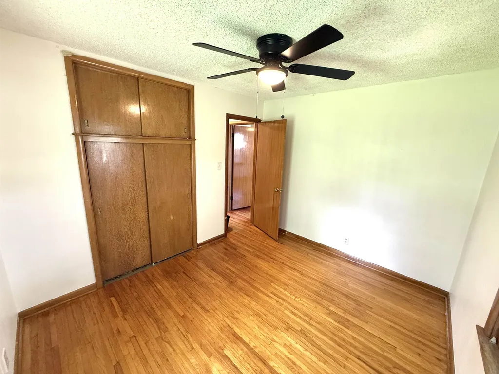 515 W 4th Street Haysville KS 67060