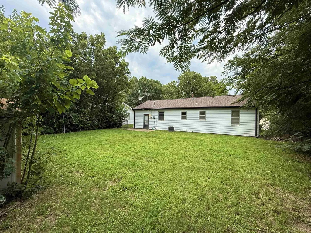 515 W 4th Street Haysville KS 67060