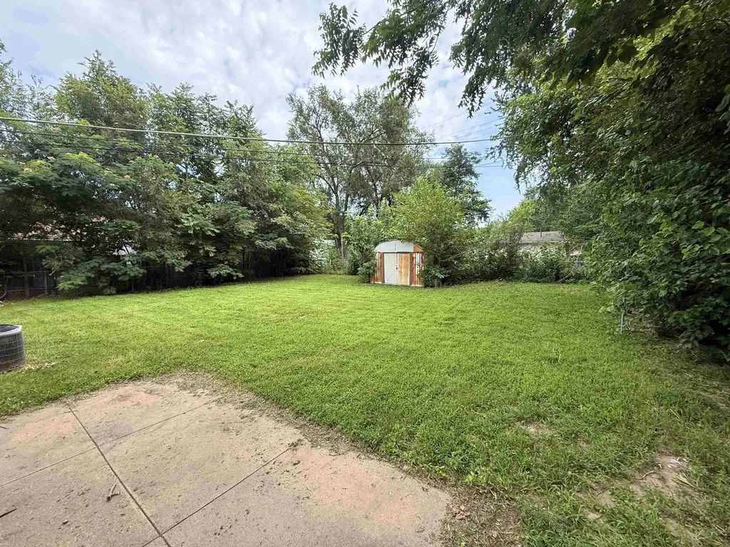 515 W 4th Street Haysville KS 67060