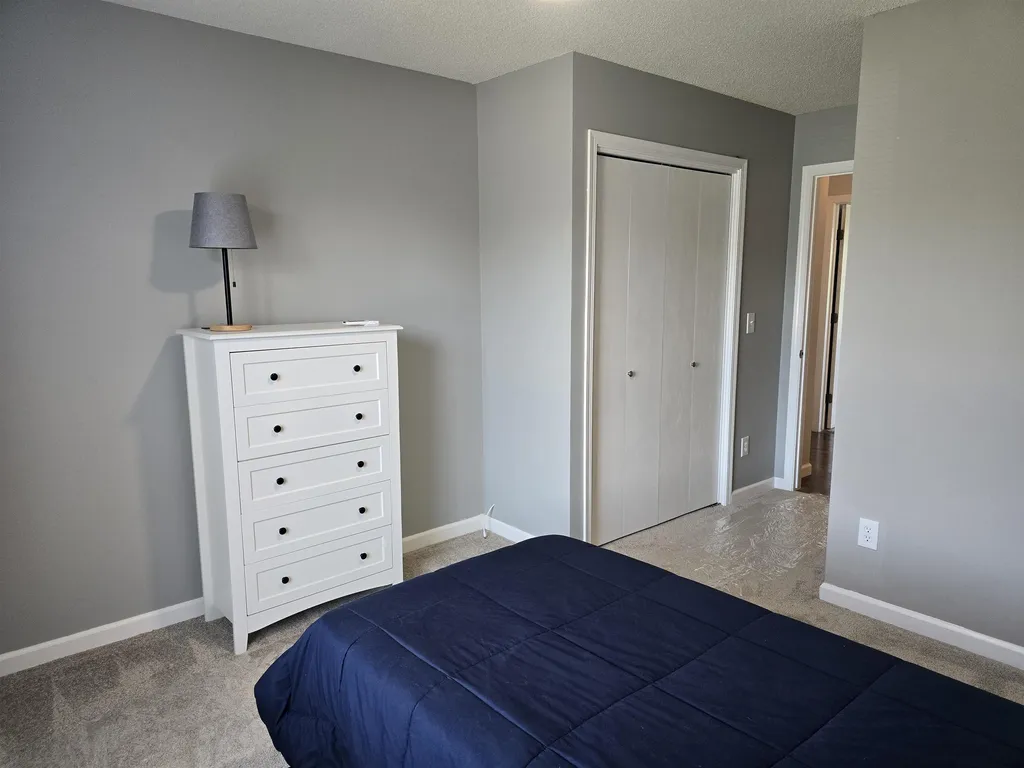 1526 E Cedar Tree Park City KS 67219