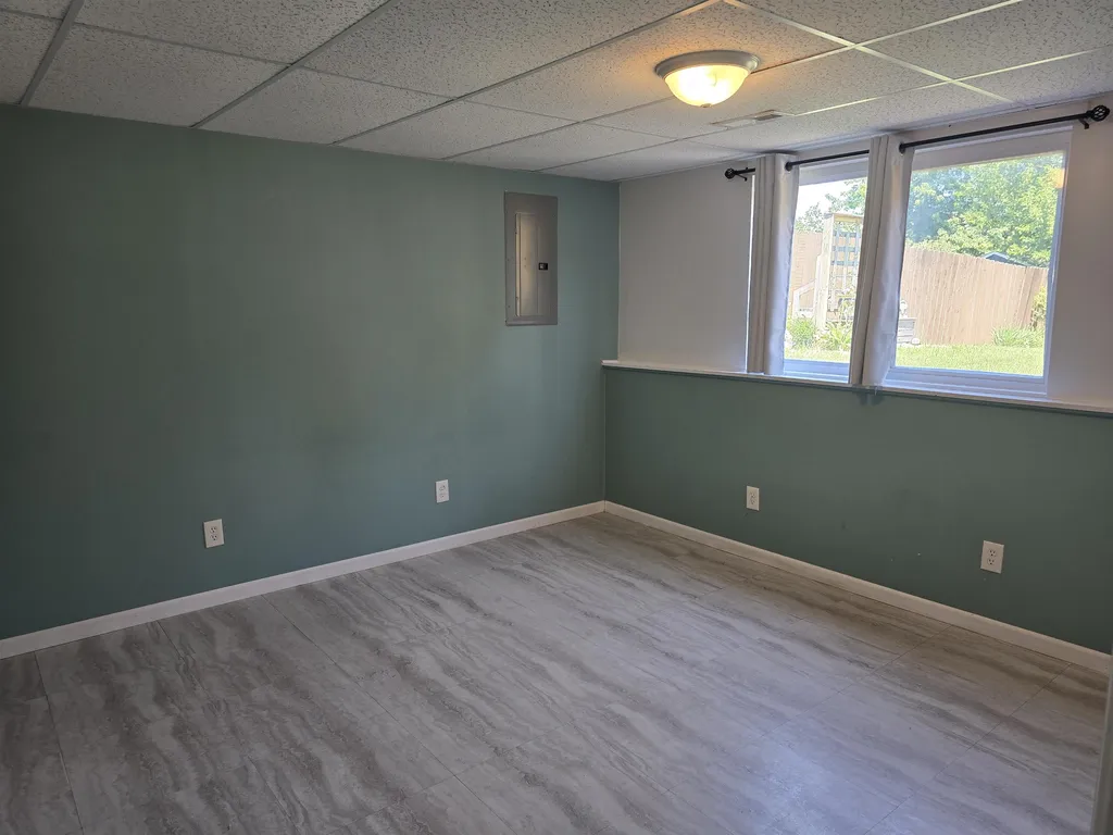 1526 E Cedar Tree Park City KS 67219