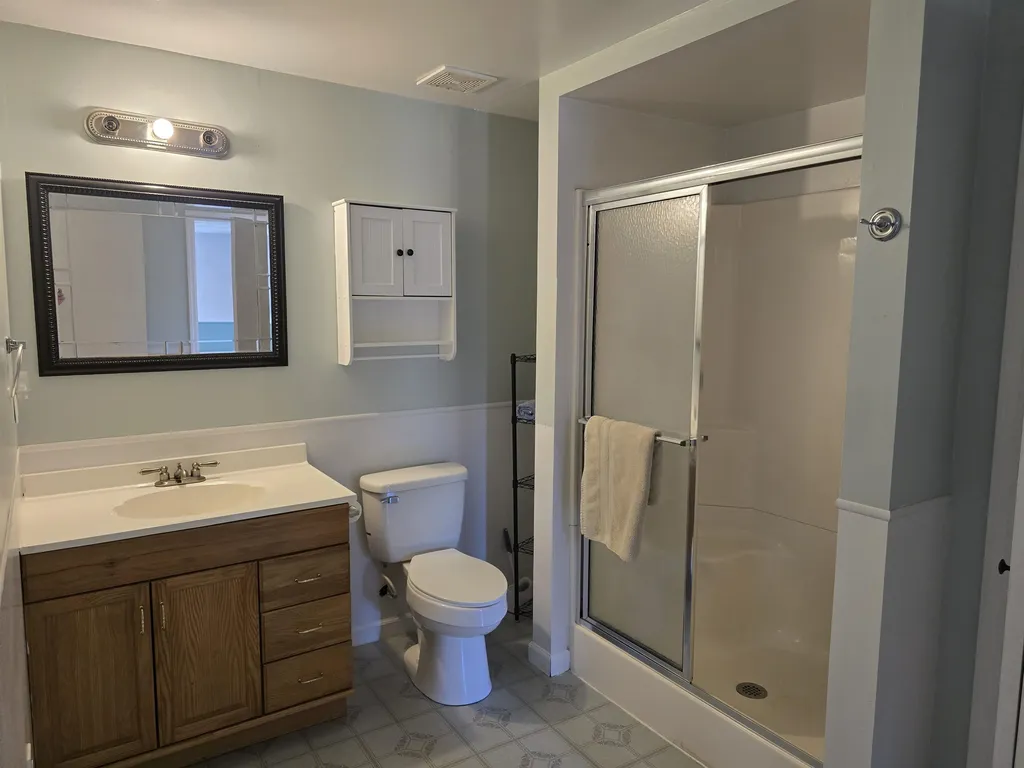 1526 E Cedar Tree Park City KS 67219