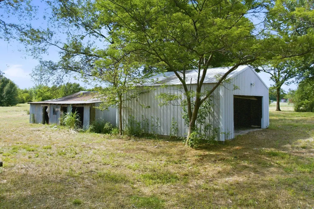 8901 S Exposition Street Haysville KS 67060-7905