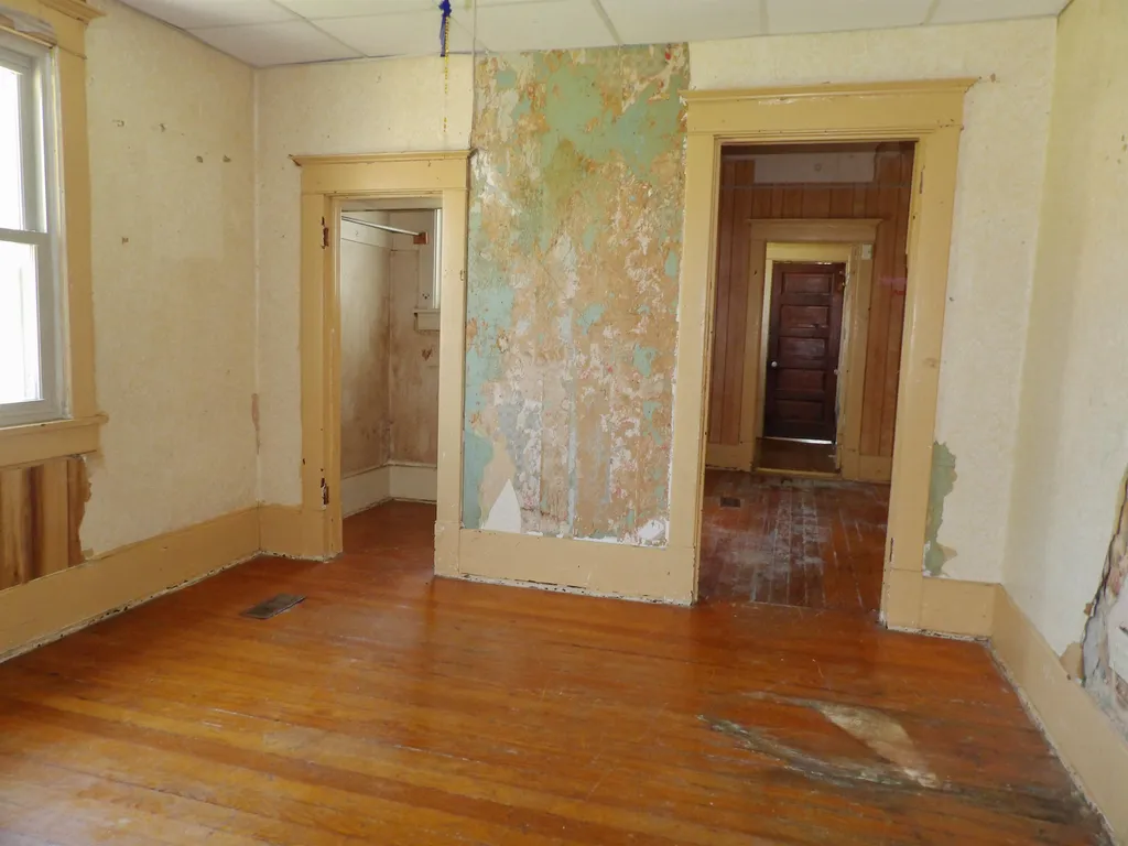 711 S Summit Arkansas City KS 67005-6354