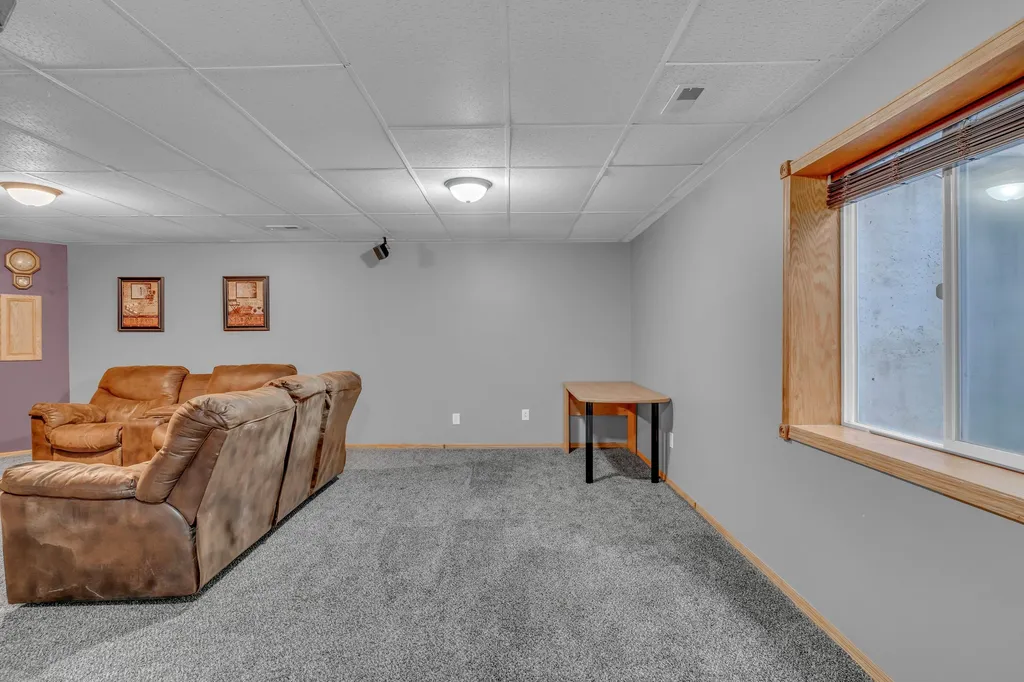 610 S Blue Stem Circle Haysville KS 67060