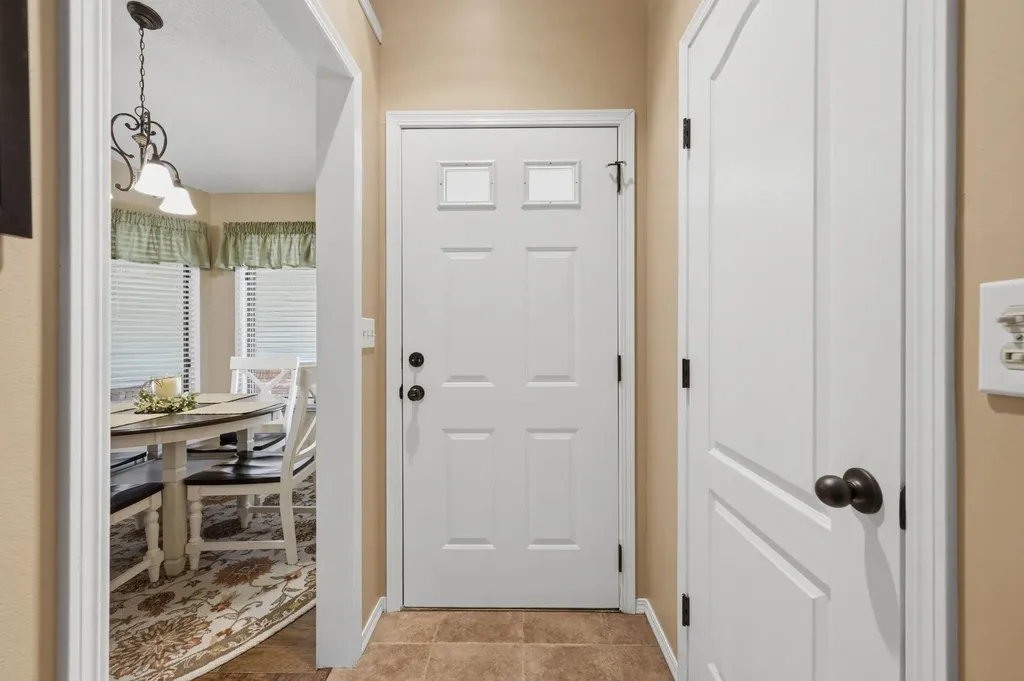3639 S Gilda Street Wichita KS 67215